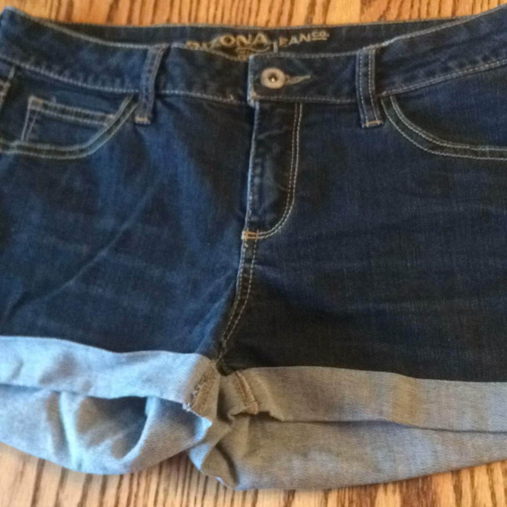 Arizona jeans size 5 juniors